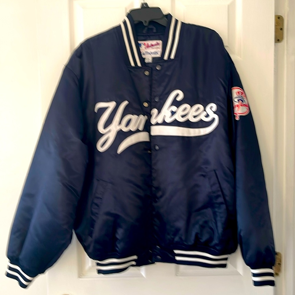 Yankees Majestic Bomber
